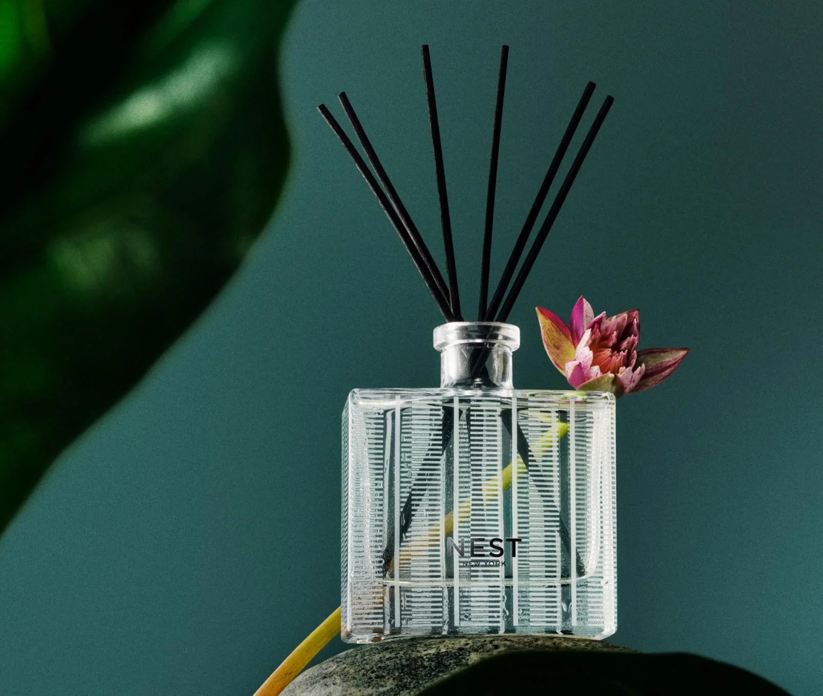 Forest Rain Reed Diffuser - Thumbnail 3