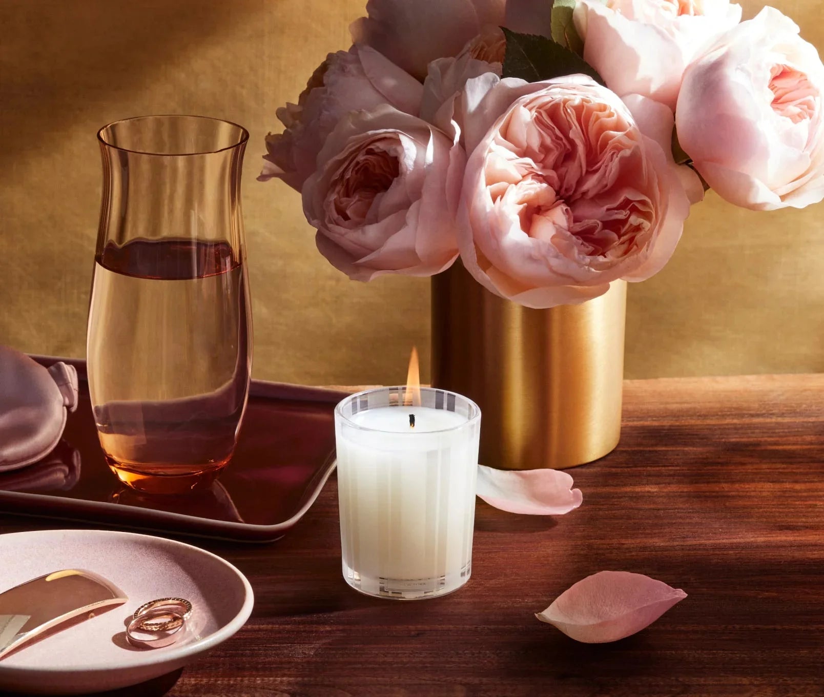 Rose Noir & Oud Votive Candle - Thumbnail 2