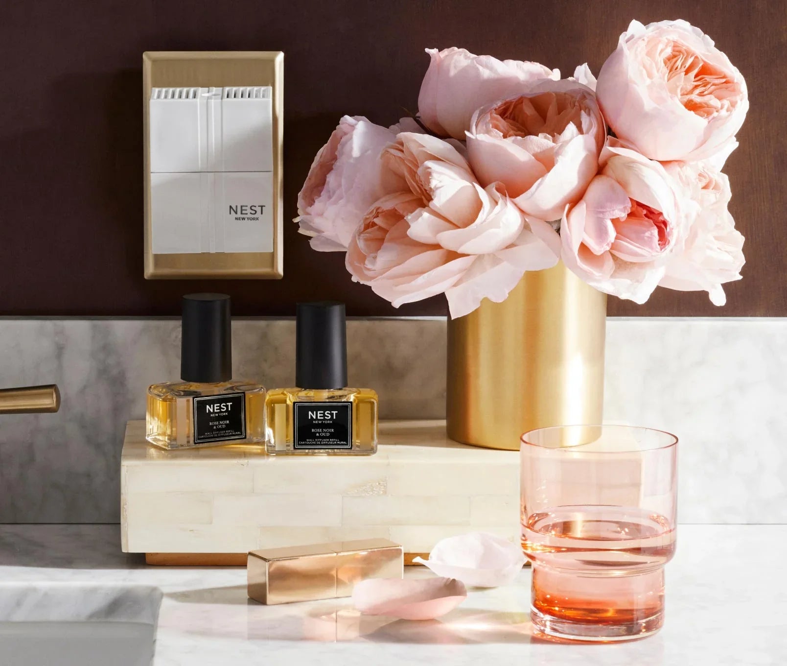 NEST New York Rose Noir & Oud Wall Diffuser Refill - Thumbnail 3